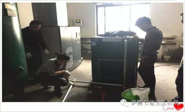 薩震節(jié)能空壓機(jī)安裝現(xiàn)場(chǎng)