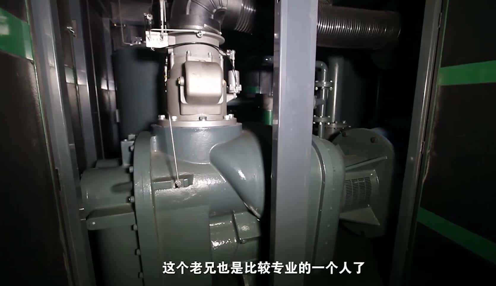 �_������׃�l�p�����s�����ݗU�Չ��C