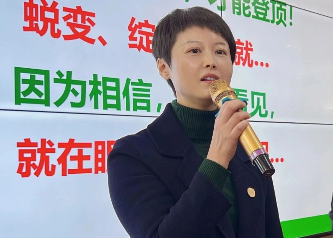 薩震節能空壓機專注于降低用戶的用電成本,可行業定制空壓機