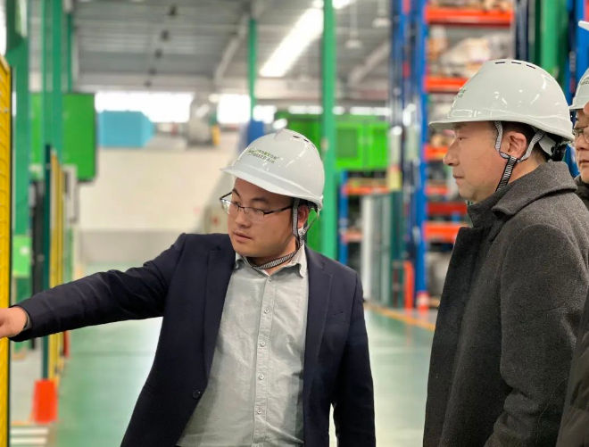 薩震節能空壓機