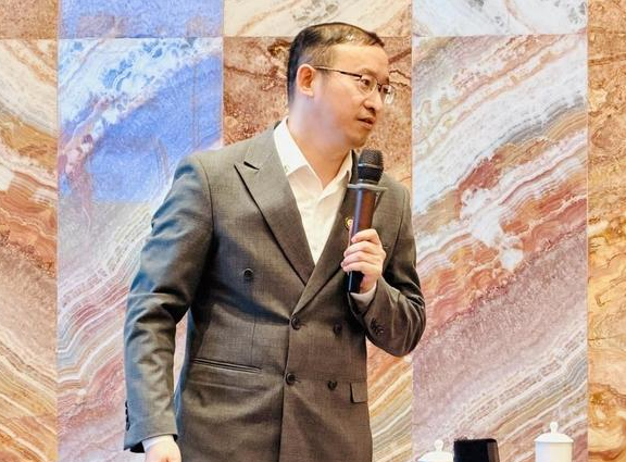 薩震節(jié)能空壓機(jī)